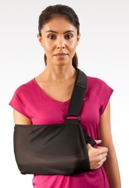 Shoulder Sling Essential Shoulder Immobilizer Large Foam / Mesh Fabric D-Ring / Hook and Loop Strap Closure Left or Right Arm