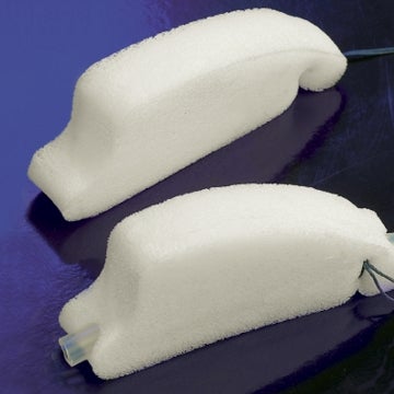Nasal Packing Non-impregnated 1.5 X 2 X 4.5 cm Sterile With Airway