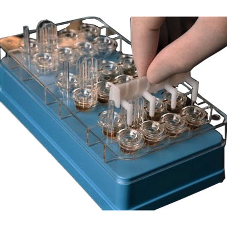 Single Dip-Well Tray Allergy Associates