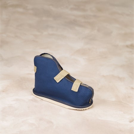 Cast Shoe Comfo-Eze® Small Navy