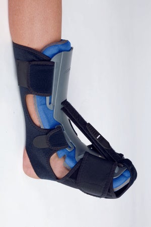 Dorsal Night Splint Aircast® Large / X-Large Hook and Loop Closure Men 10 to 14 / Women 11 to 15 Foot